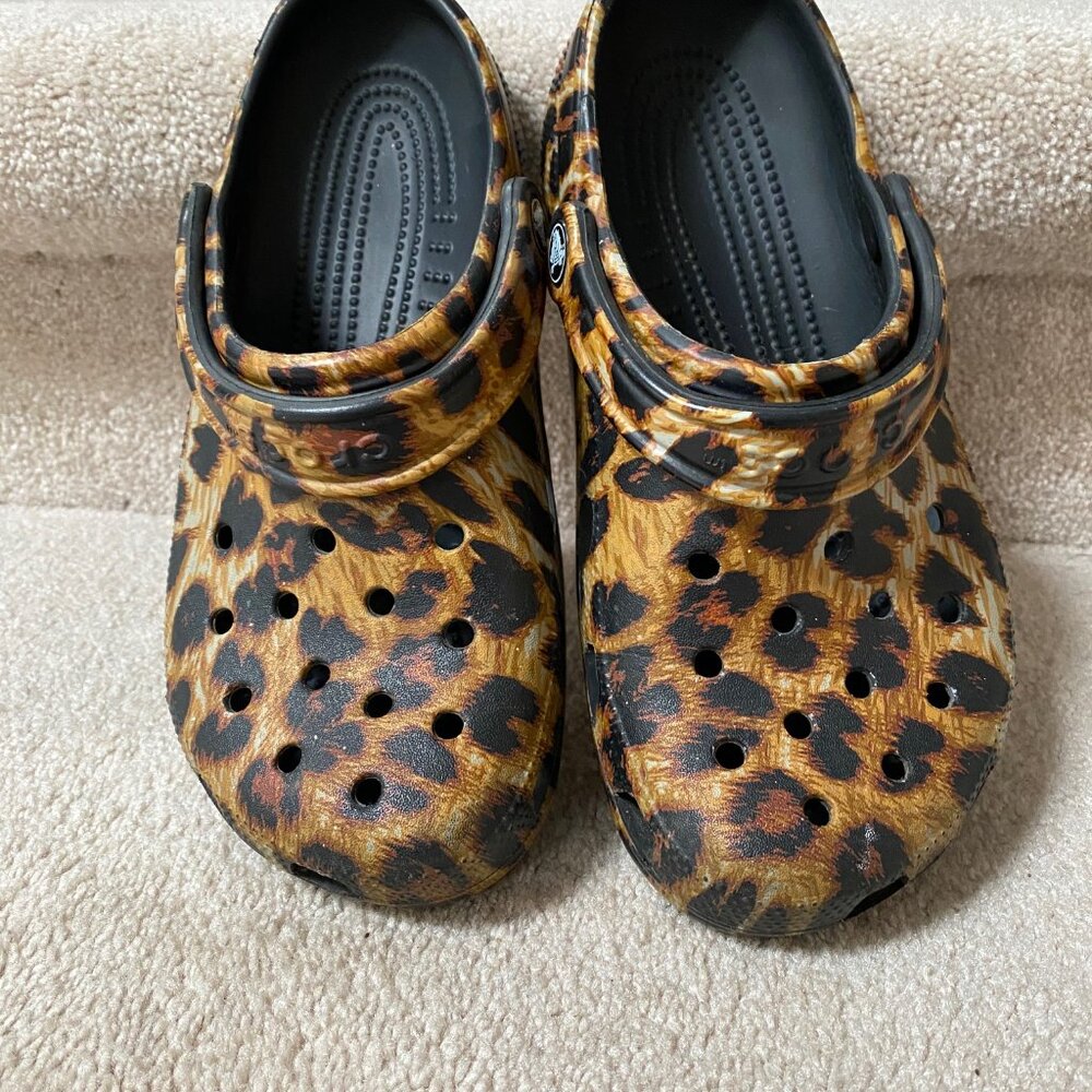 CROCS Leopard Print Sandals